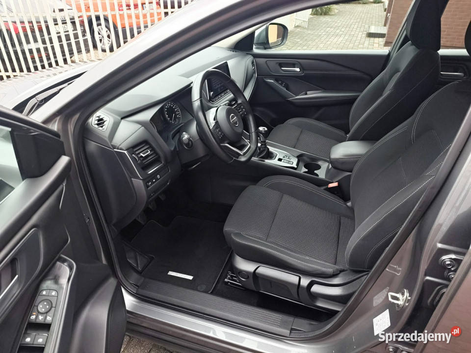 Nissan Qashqai 13 DIGT MHEV 140 Acenta Salon 1332cm3 Nasiegniewo sprzedam