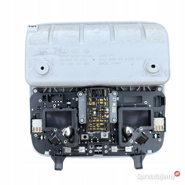Lampa w podsufitkę oświetlenie kabiny HYUNDAI osobowe Barłogi sprzedam