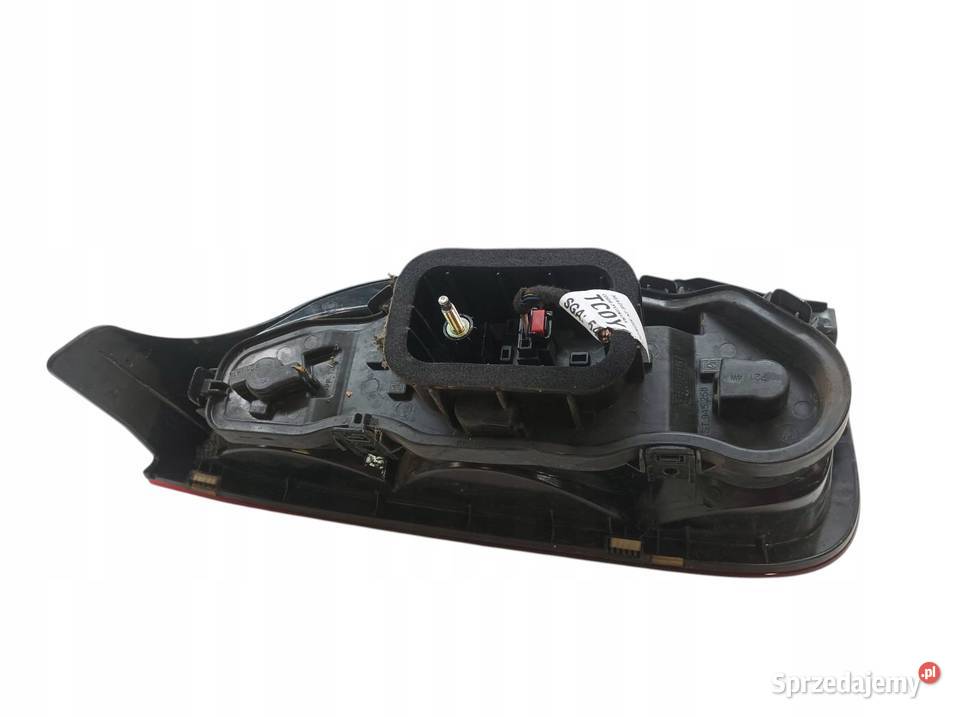 LAMPA TYŁ PRAWA CIEMNA EUROPA 1ST945096E Skoda