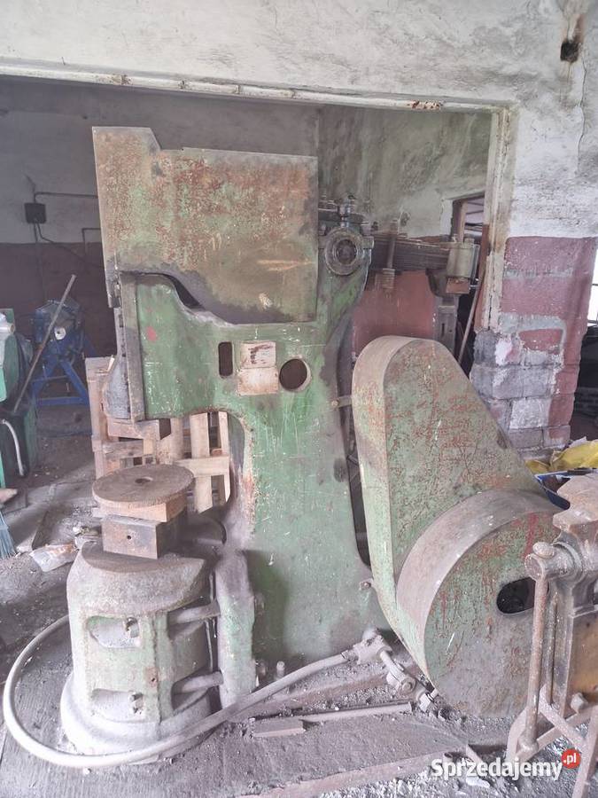 Młot kowalski resorowy Lipno