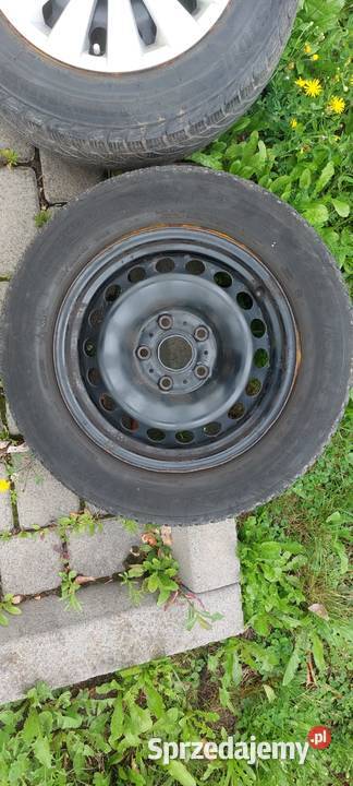 Komplet kół felg stalowych Golf VII 7 19565R15 z