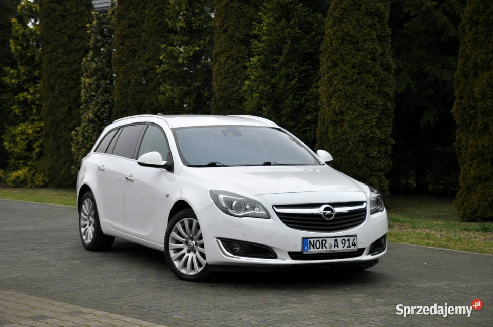 Opel Insignia Samochody osobowe