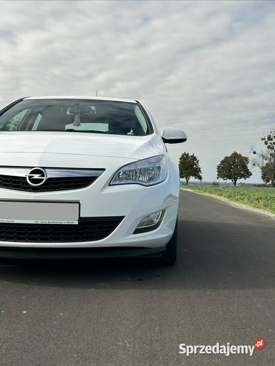 OPEL Astra IV J Oława