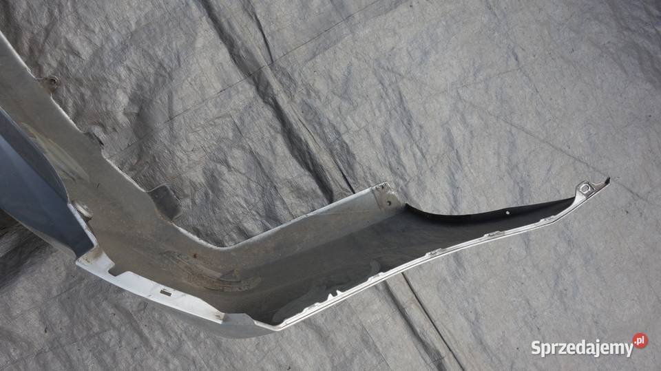 TOYOTA COROLLA E18 13 ZDERZAK TYŁ TYLNY Ruda Śląska