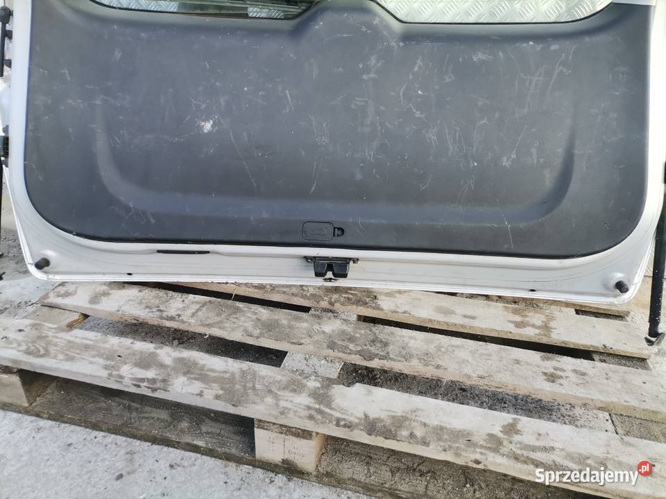 Klapa Tył Bagażnika Kia Carens Pogorzelec