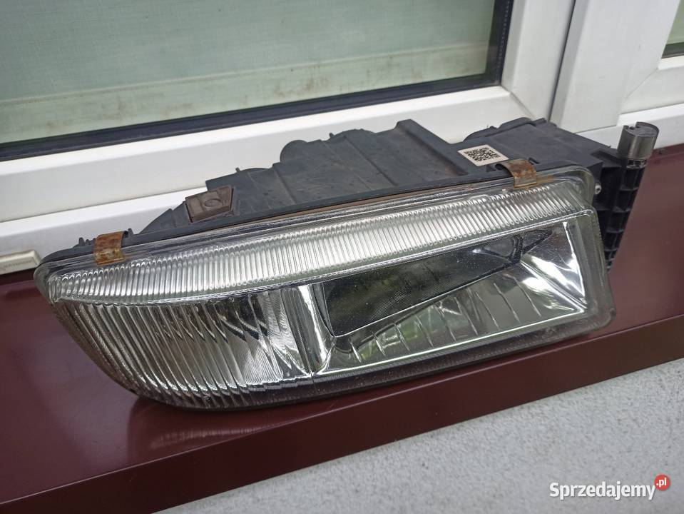 MAN TGX halogen prawy lampa przeciwmgielna w Lampy przeciwmgielne Sieradz