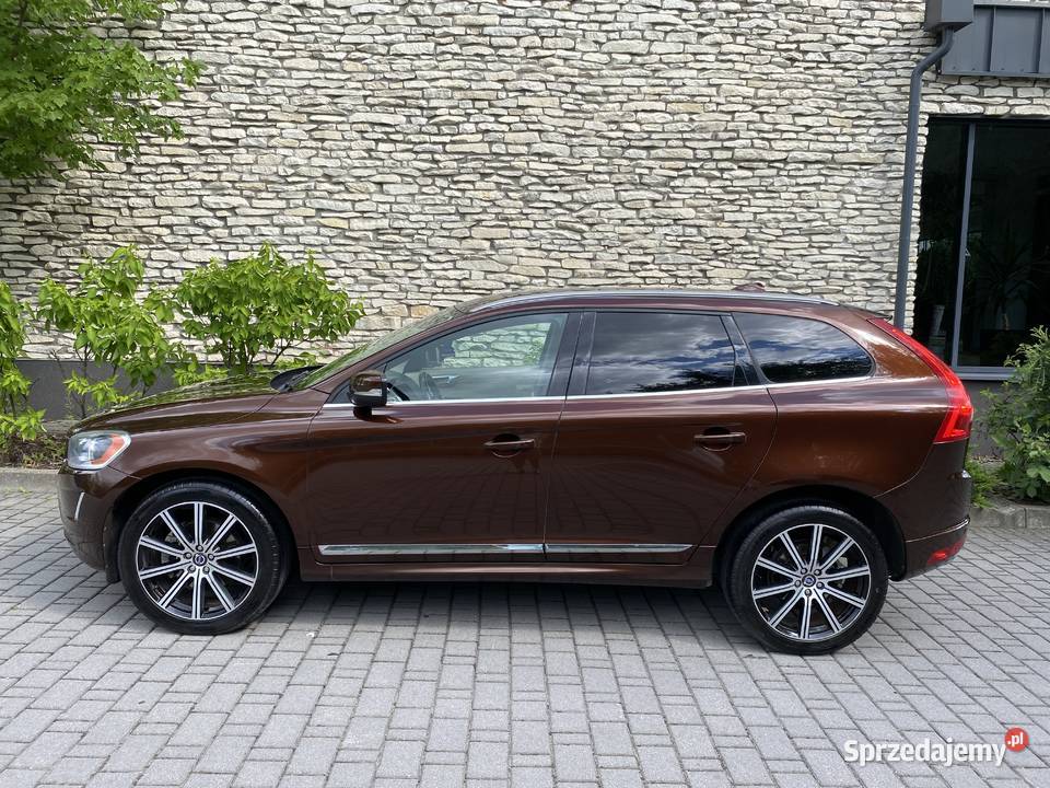 VOLVO XC60 T6 30 benz 304 AWD premier plus Chełm