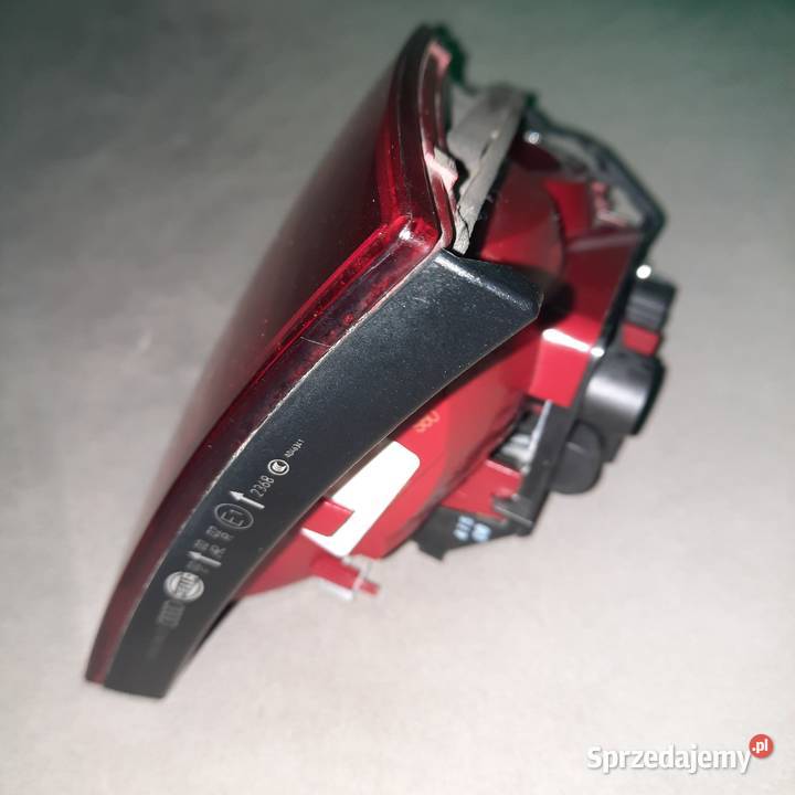 Sprzedam oryginalna lampa lewy tył Audi A4 B8 Oświetlenie Jaworzno