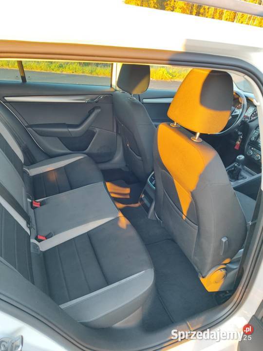 Skoda Octavia 3 kombi 2000cm3 Gniezno sprzedam