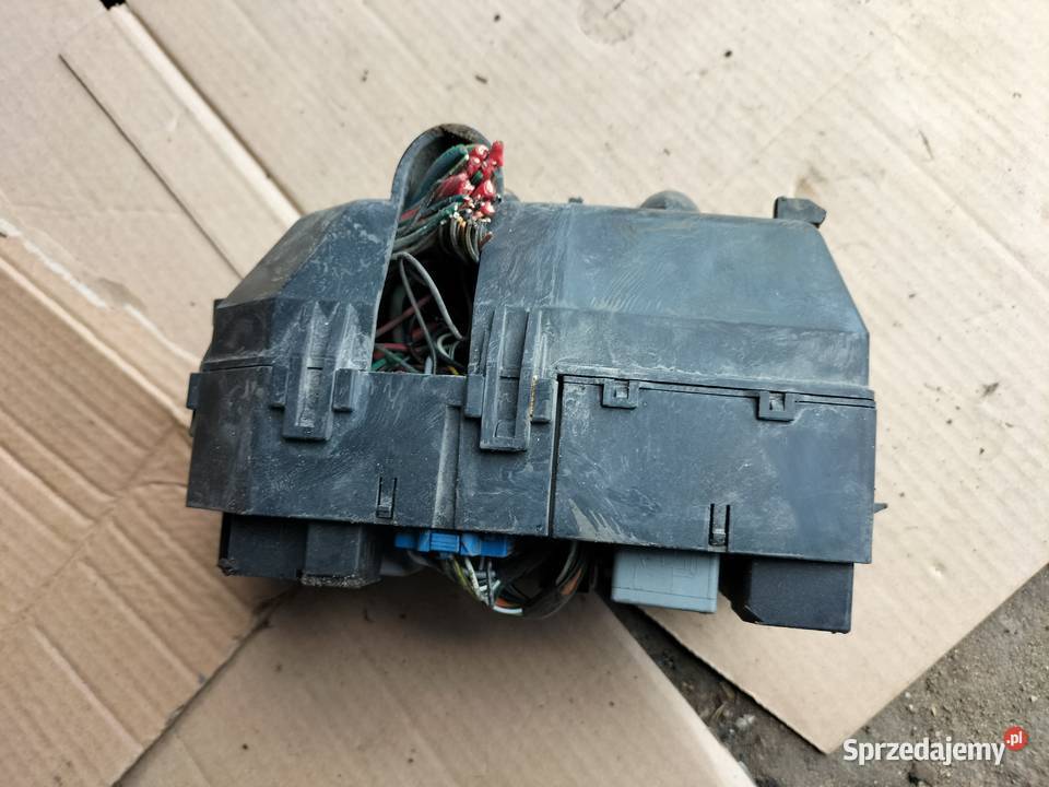 FORD MONDEO MK3 SKRZYNKA BEZPIECZNIKÓW sprzedam