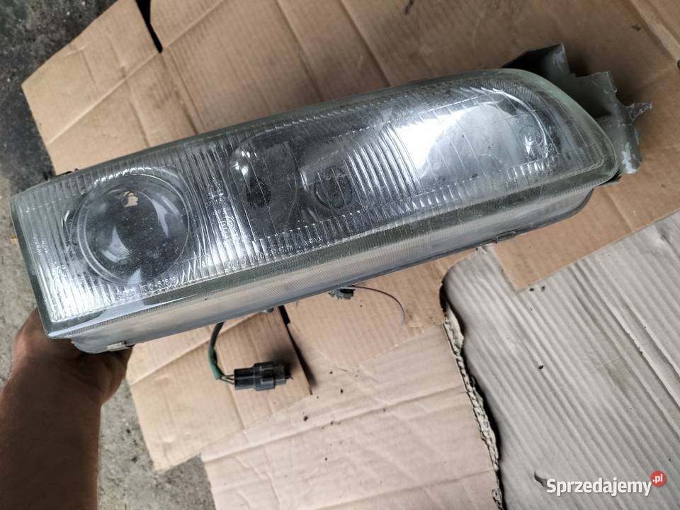 LAMPA PRZÓD PRZEDNIA PRAWA REFLEKTOR MAZDA 626 Części Kamień-Kolonia sprzedam