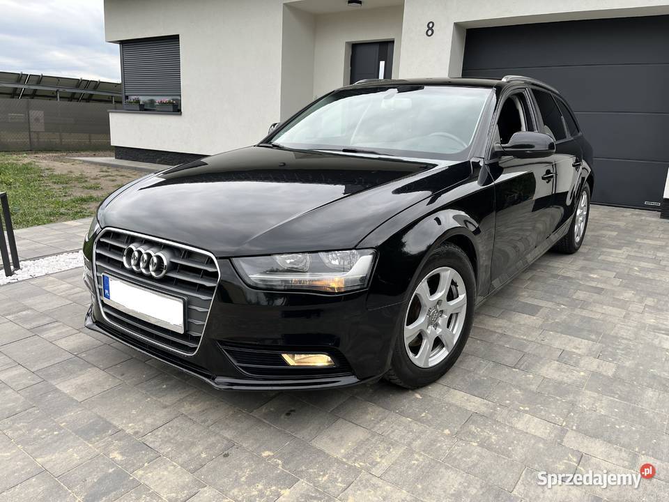 Audi A4 B8 2012r Lift Manual 20TDI Avant Czarna 154000km kujawsko-pomorskie Toruń