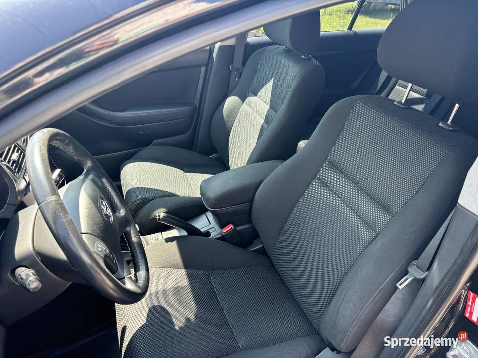 Toyota Avensis 18 benzyna kombi T25 11500zl do Łódź