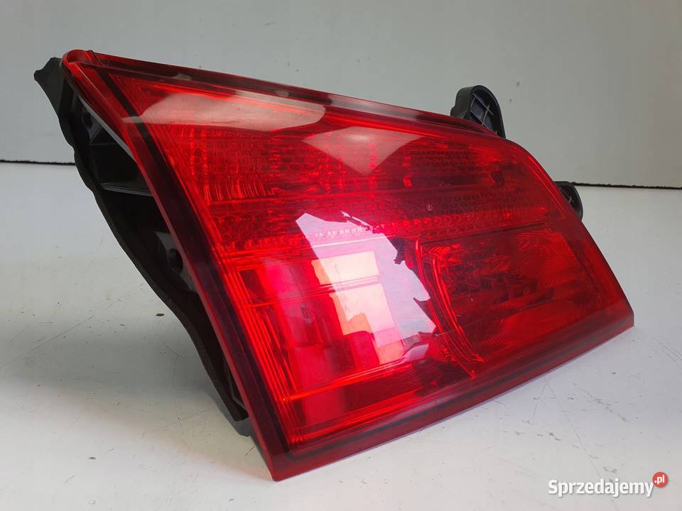 Subaru Legacy V kombi TYLNA LAMPA LEWA lewy tył Lampy tylne Rudka