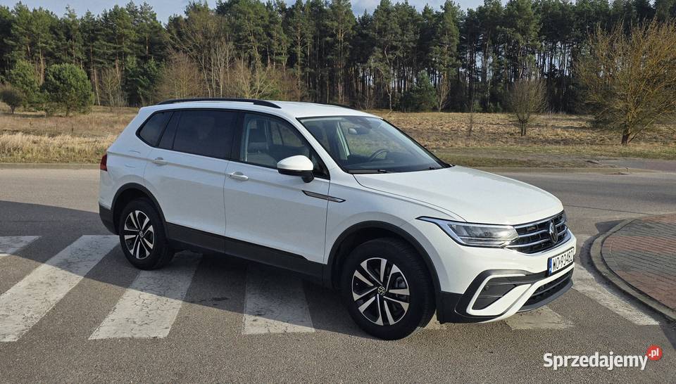 VW Tiguan 2024 20 benzyna 190 4motion 19 1984cm3 Ostrołęka