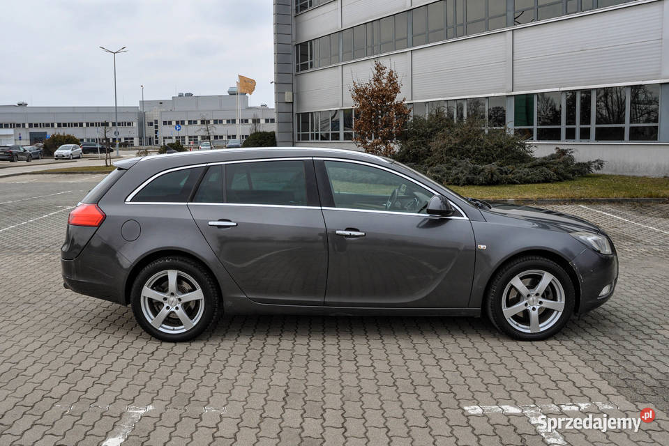 Opel Insignia 20T 250 4x4 Salon Skóry benzyna