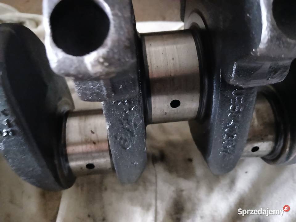 Ciągnik Ursus C360 wał korbowy Piotrków Trybunalski