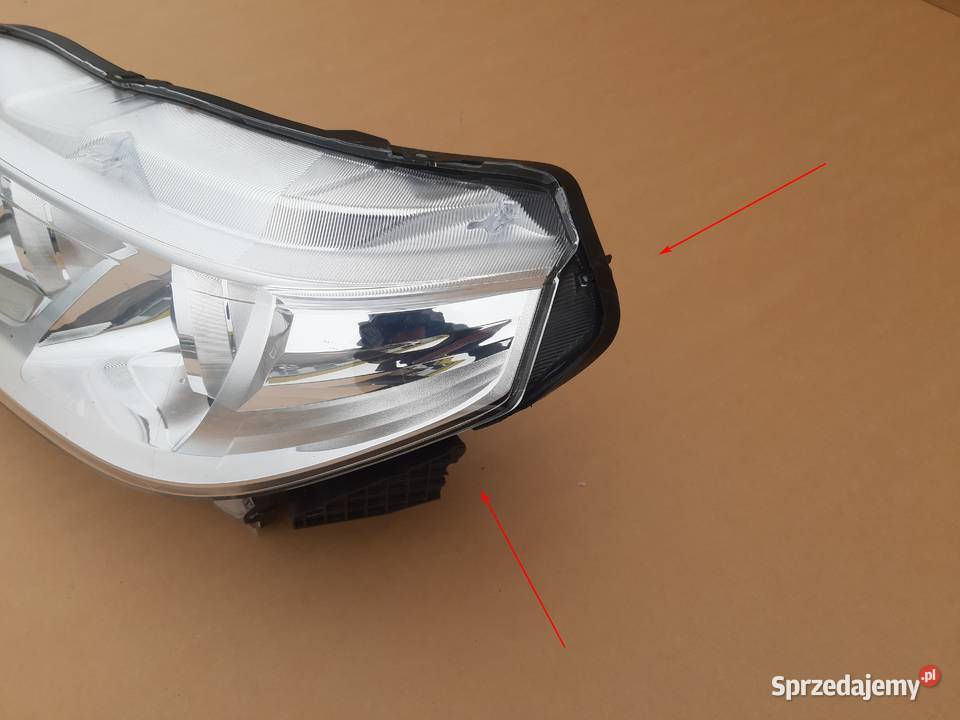 SUZUKI VITARA III REFLEKTOR LEWY LAMPA LEWA Trzciel