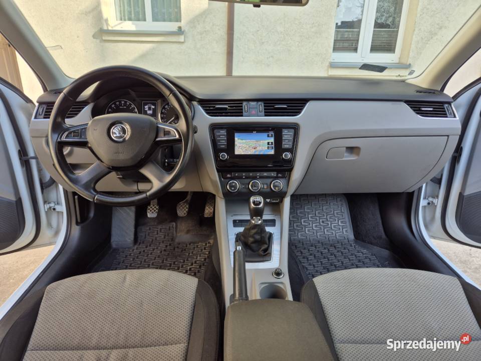 Skoda Octavia III Kombi 16 TDI Ambition 2014 108