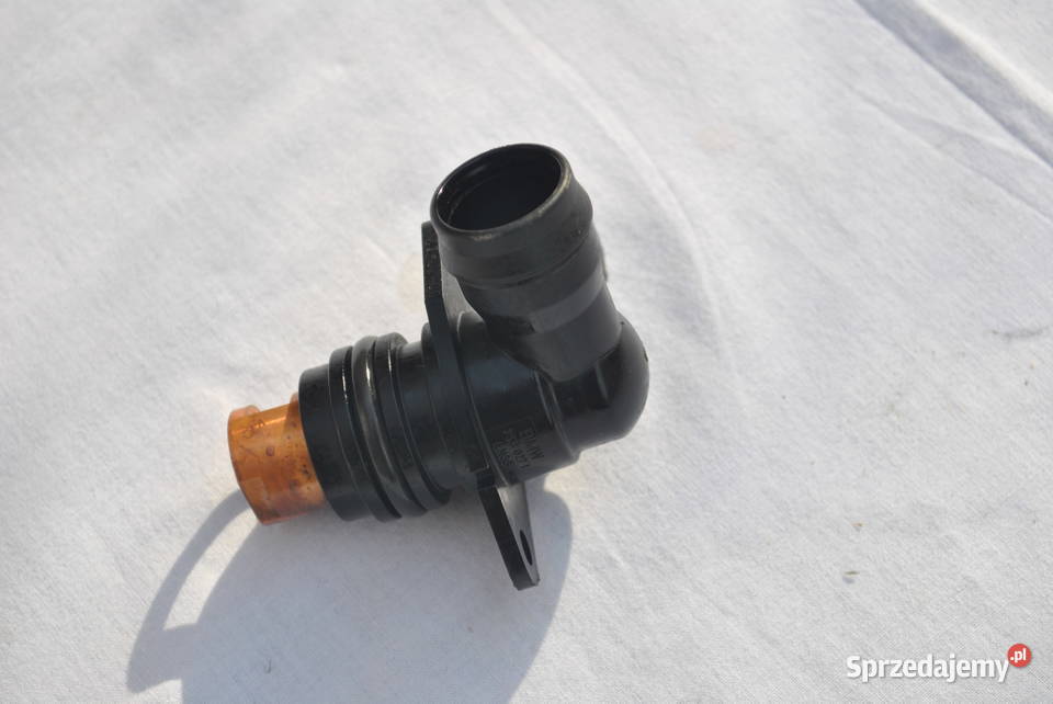 Łącznik kątowy kolektora ssącego BMW E90 E60 E63 Poręba