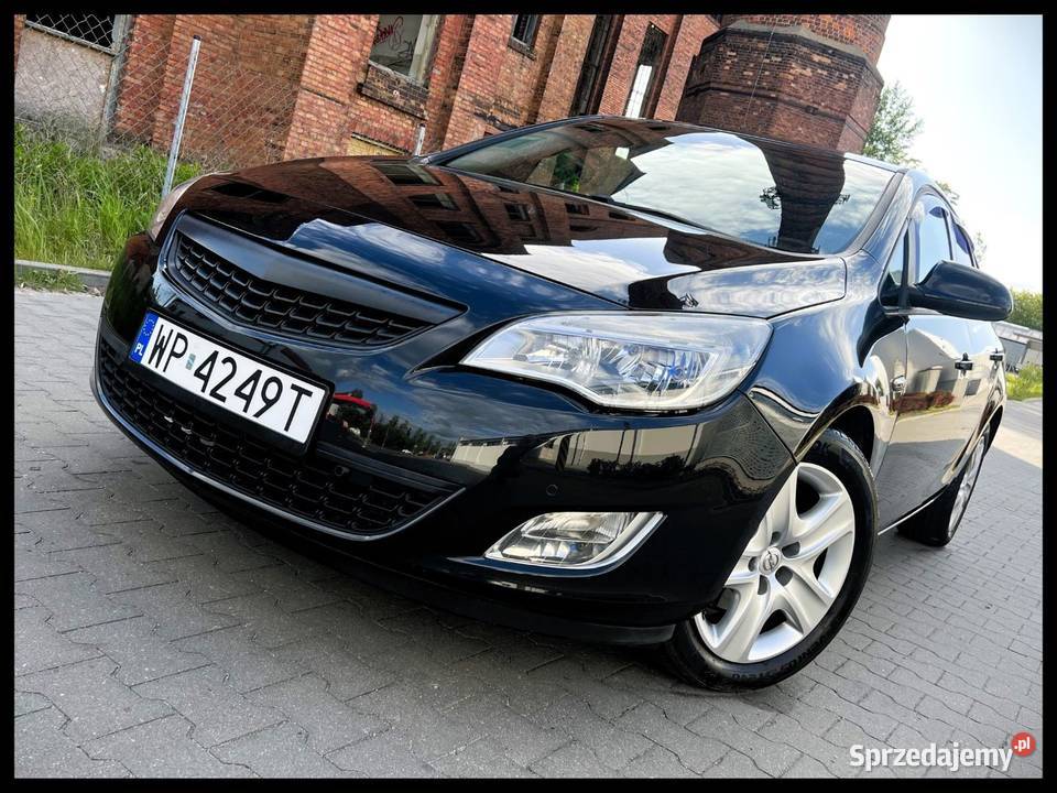 Opel Astra LED Subwoofer Pioneer NAVI Czujniki mazowieckie
