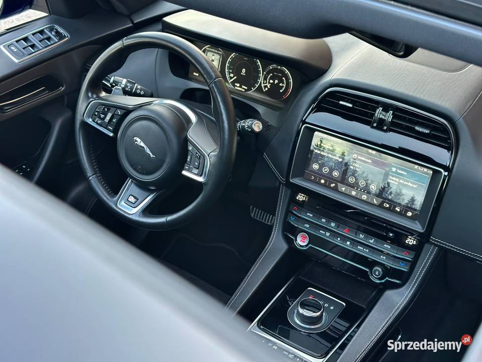 Jaguar FPACE S 30 V6 Supercharged Benzyna 381 elektryczne szyby Niedomice