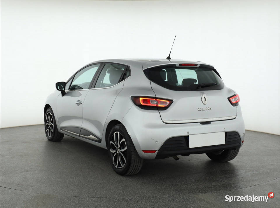 Renault Clio 09 TCe Piaseczno