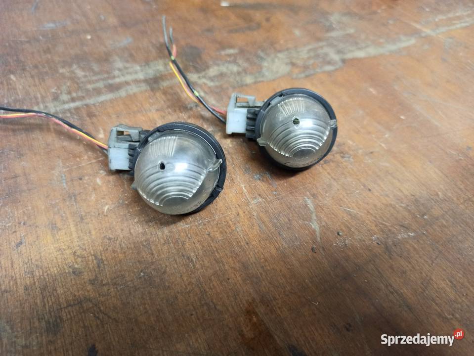 LAMPKA PODŚWIETLENIA TABLICY REJESTRACYJNEJ ALTO osobowe Lampki tablicy rejestracyjnej Dębica sprzedam