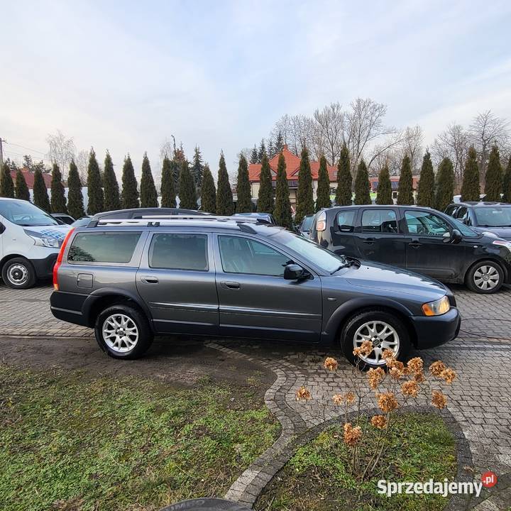 Volvo XC 70 24D AWD Momentum bezwypadkowy bez Góra Kalwaria