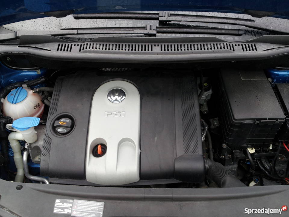 VW Touran 16 FSI świętokrzyskie Sancygniów