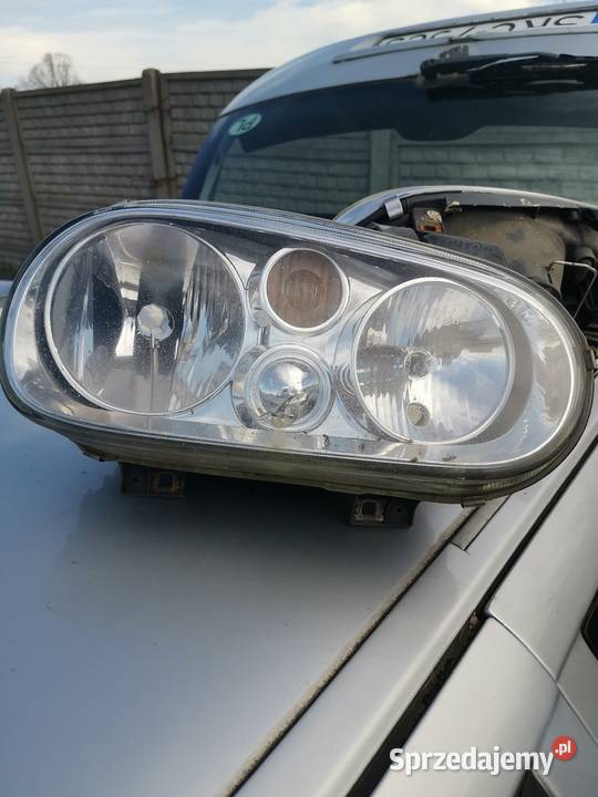 Sprzedam lampę prawy przód VW Golf IV Prawe Oświetlenie śląskie Czerwionka-Leszczyny