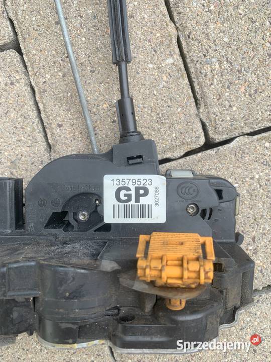 Zamek drzwi prawy przód OpelChevrolet Pleszew