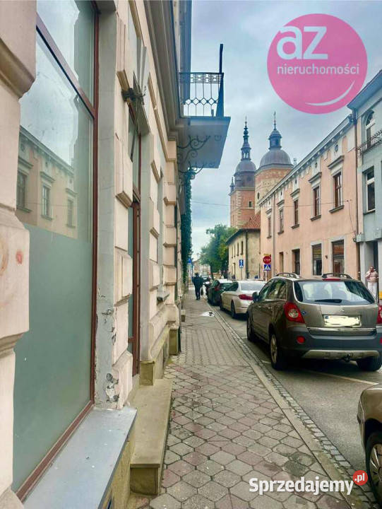 Lokal handlowo usługowy w centrum Nowego Sącza sprzedam