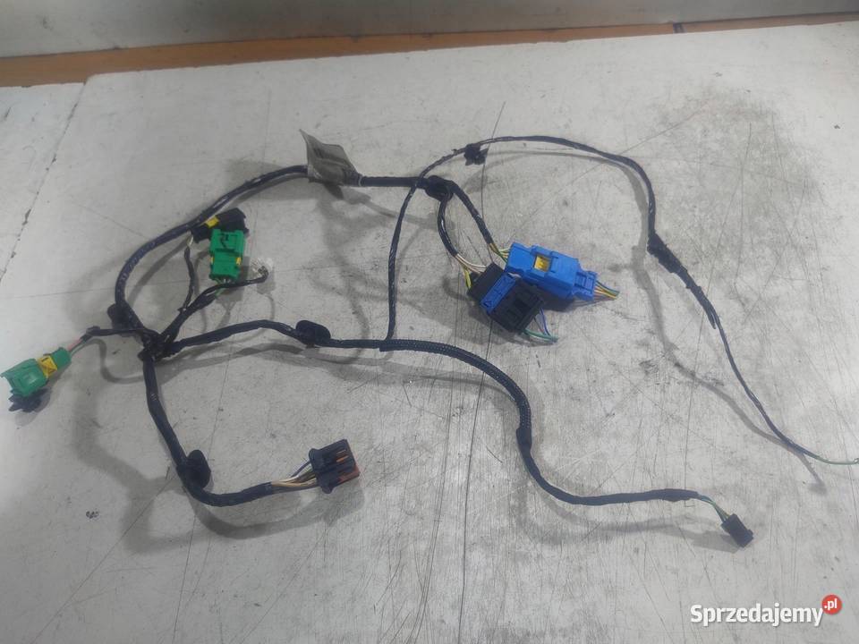 INSTALACJA FOTELA PRAWY PRZÓD CITROEN C4 CACTUS Motoryzacja sprzedam