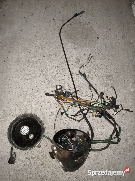 Lampa przednia z instalacją elektryczną Ural M62 sprzedam