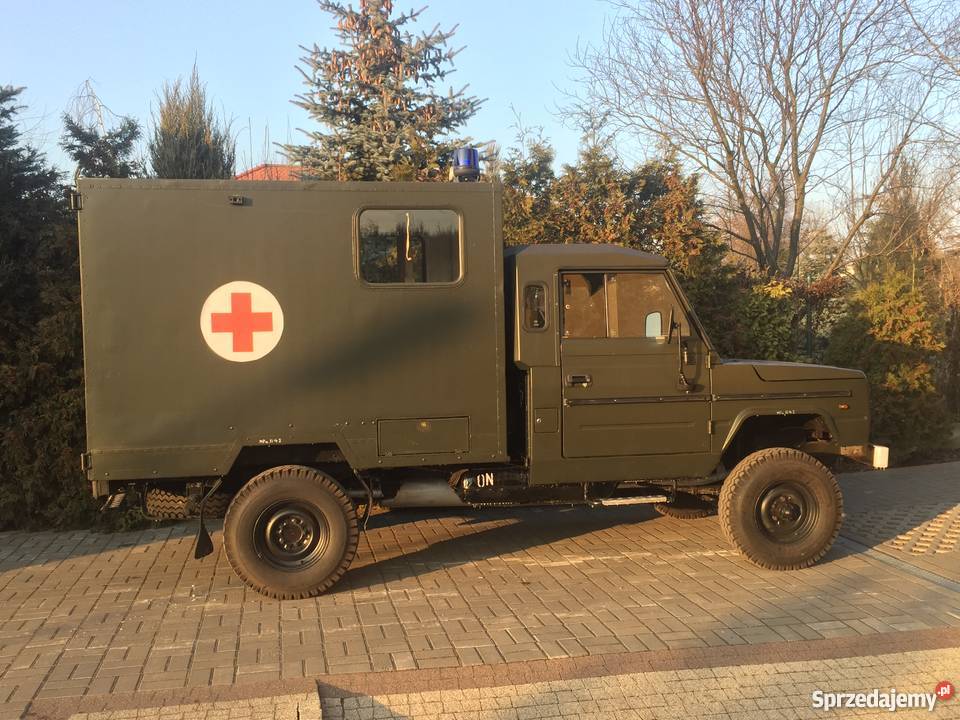 TARPAN SANITARKA Z WOJSKA