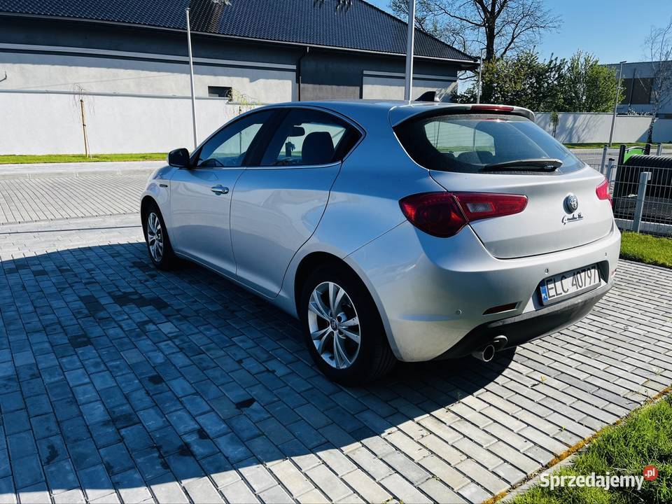 Alfa Romeo Giulietta 16 jtdm nieuszkodzony Giulietta Pabianice sprzedam