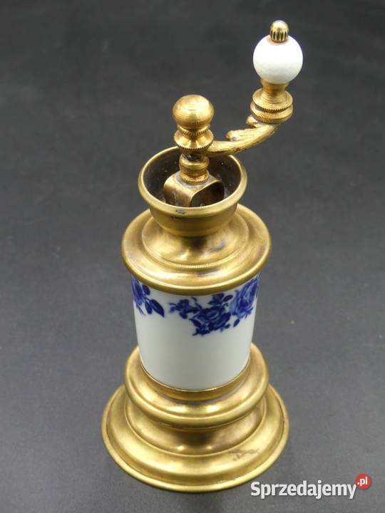 Piękny młynek do pieprzu z różami porcelana Porcelana i szkło wielkopolskie