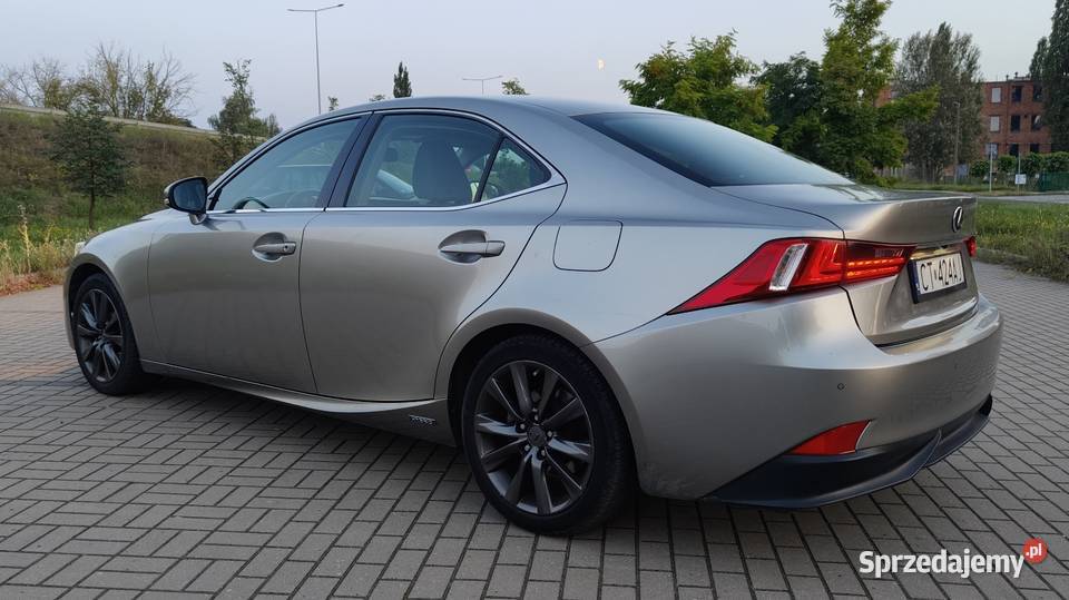 Lexus IS300h zadbany nowa bateria 2013r automatyczna kujawsko-pomorskie Toruń sprzedam
