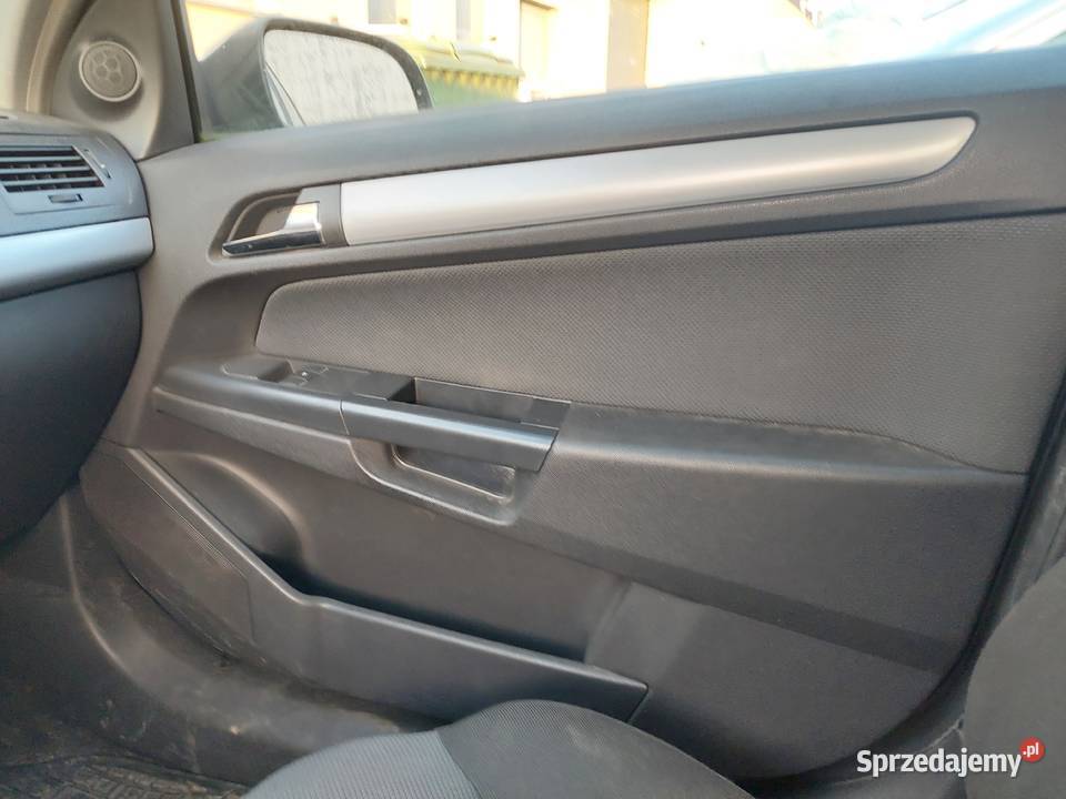 Opel astra h na części Samochody na części Olkusz sprzedam