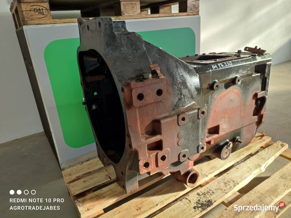 Obudowa skrzyni biegów 84523151 Holland T7220 Wilkowo