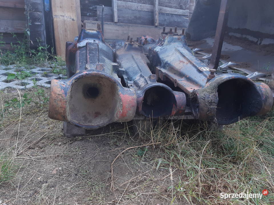 obudowa przedniego mostu same lamborghini deutz Czarna Białostocka