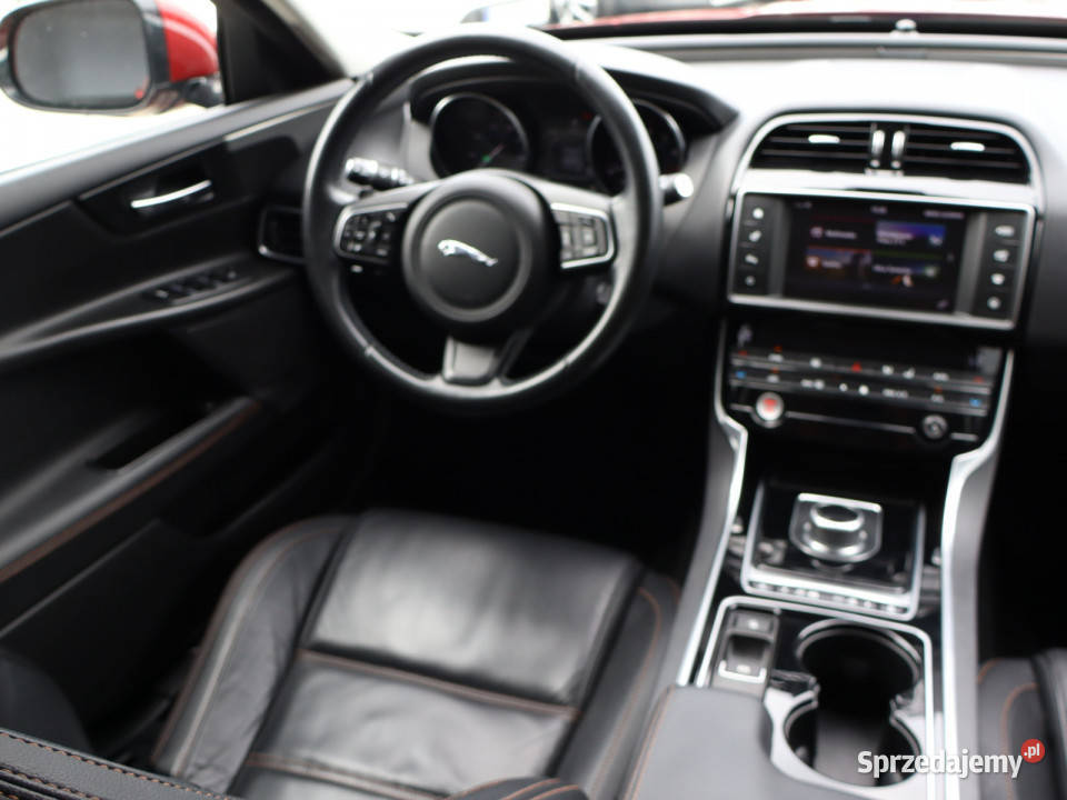 Jaguar XE 20t czujnik zmierzchu Bielany Wrocławskie