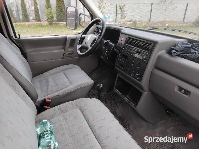 Volkswagen T4 Doka biały Iwanówka