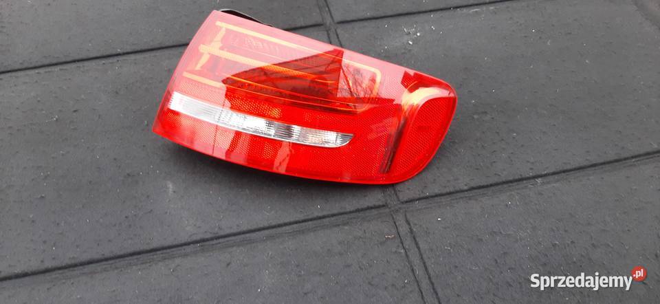 AUDI A4 B8 LAMPA PRAWA TYŁ TYC BEZ LED pomorskie Kościerzyna sprzedam