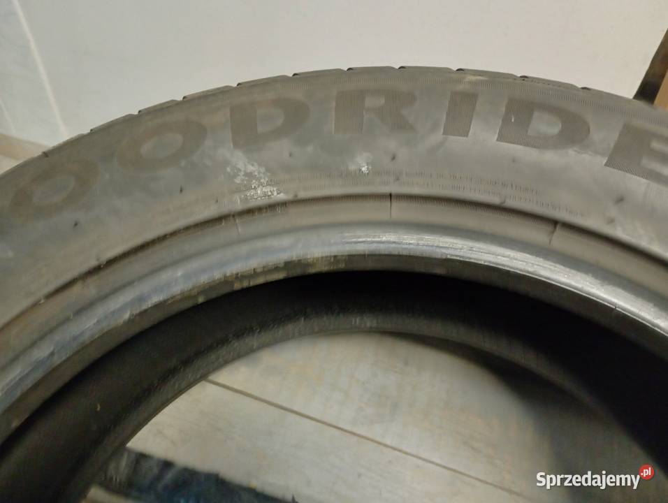 Sprzedam komplet opon zimowych 22555R18 DOT 2621 zima Dzierżoniów