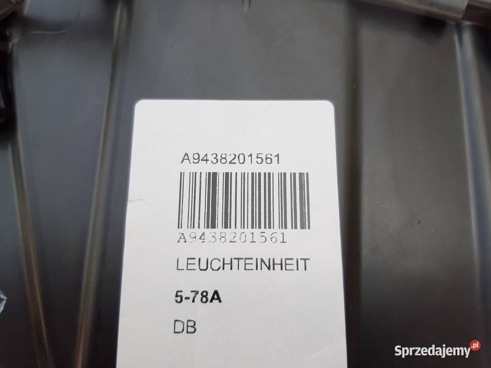 MERCEDES ACTROS MP3 REFLEKTOR PRAWY NOWY Trzciel