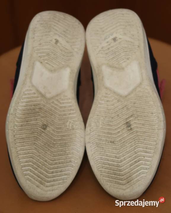 Buty sportowe dziewczynki firmy MARTES 31 dziewczynka