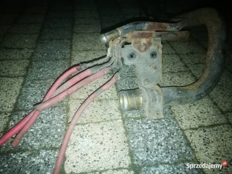 Wlew paliwa Mazda 323f sprzedam