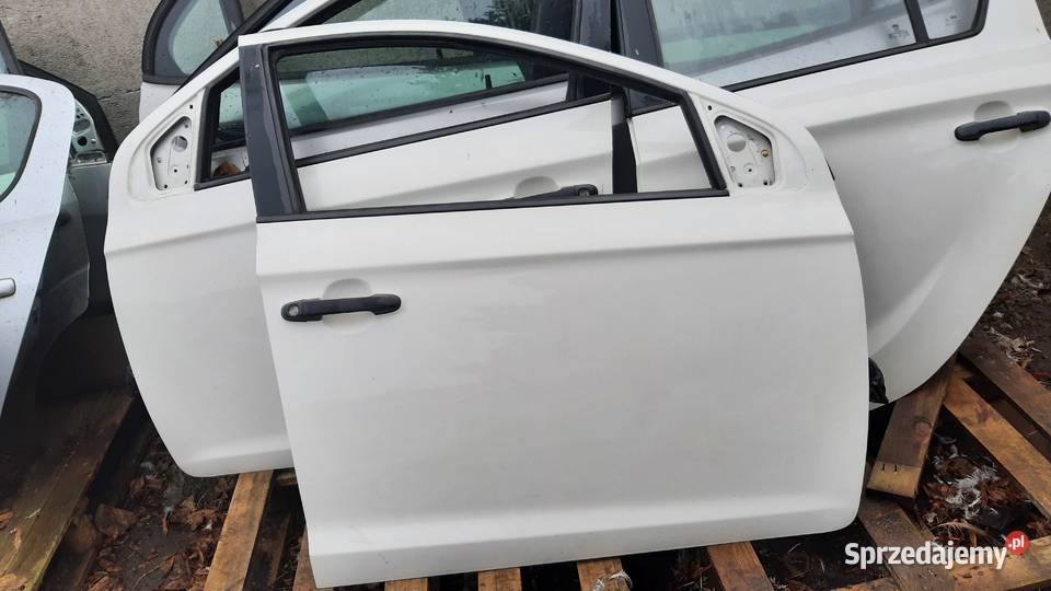 drzwi białe kompletne Hyundai i20 I 0814 prawe